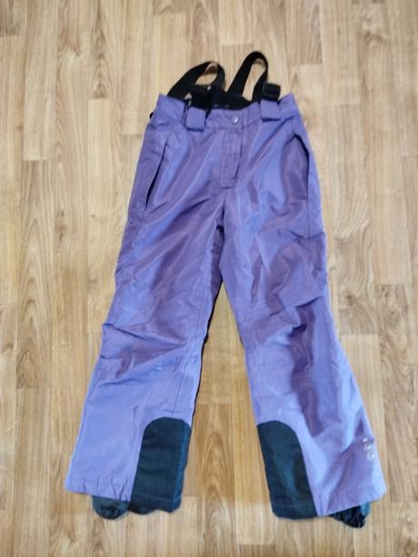 Oteplovačky 122/128, lupilu,122