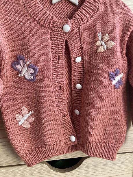 Ručne strikovany merino kardigan/sveter, 110