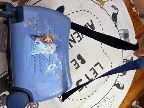 Detsky kufor na kolieskach frozen ťahanie aj vozen, disney