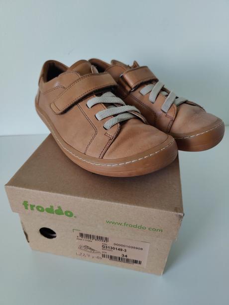 Celokožené froddo brown veľ. 34, froddo,34