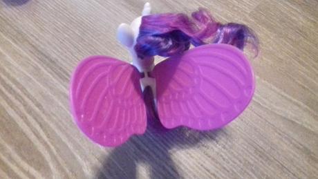 Mlp rarity s kridlami,