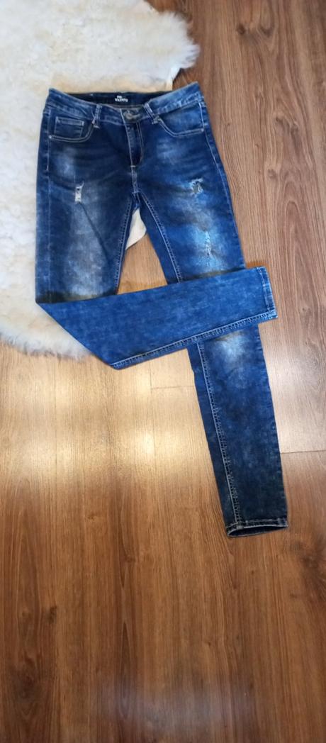 Džegínsy, new yorker,xs