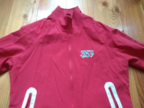 S bunda červená - 4 eur, 164