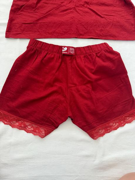 Červené pyžamo komplet, bavlna s čipkou, s