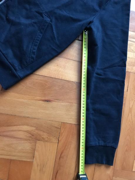 Čierny sveter s kapucňou na zips, new yorker,l