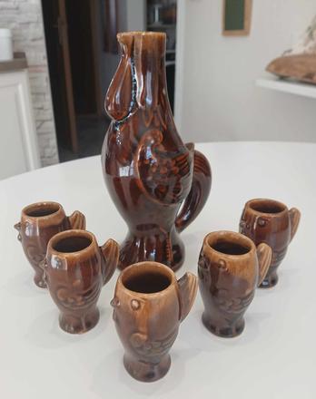 Jarná dekorácia - keramický kohútik so sliepočkami, 