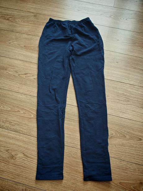 Skvelé legíny, decathlon,164