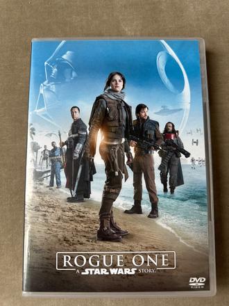 Dvd rouge one star wars,