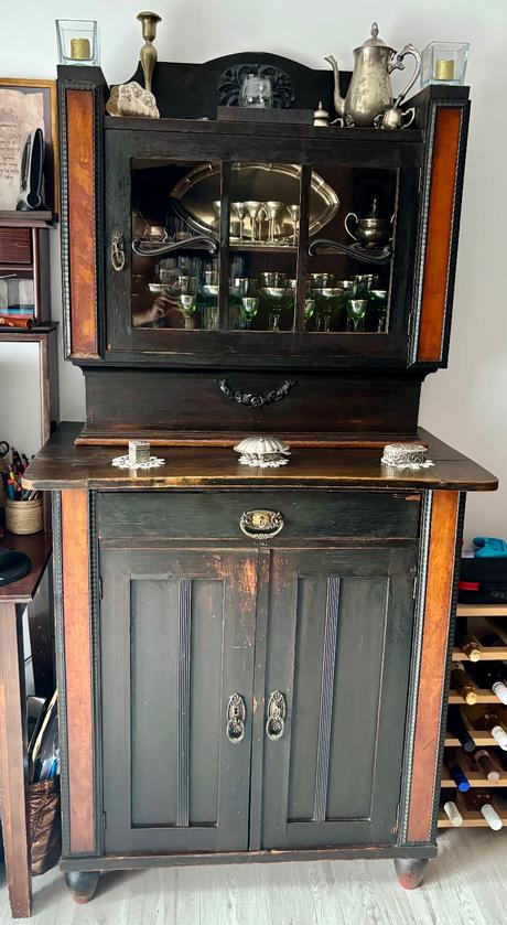 Krasny secesny sekretar - cca 1900 - 1920, 