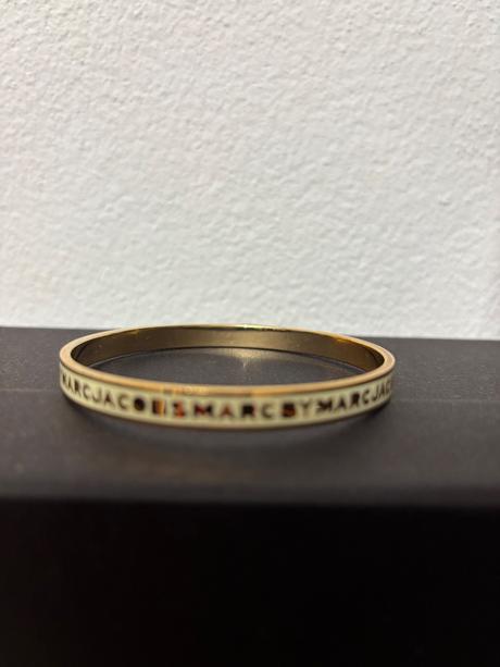 Naramok, marc jacobs