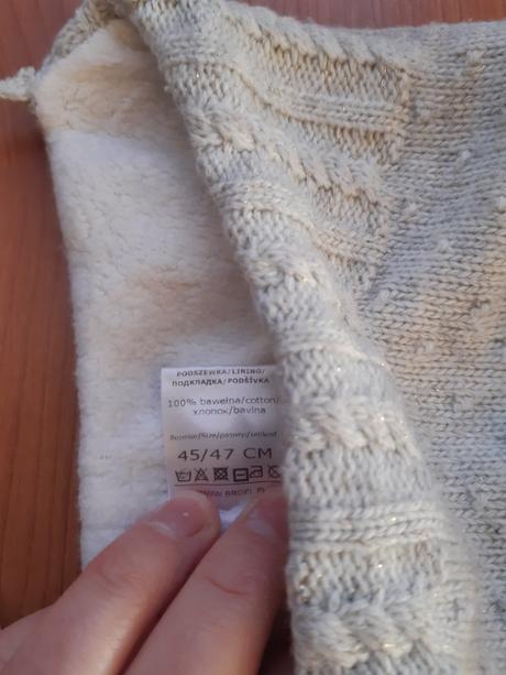 Čiapka broel, broel,<50