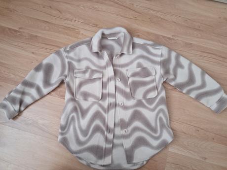 Tenší kabátik, 140