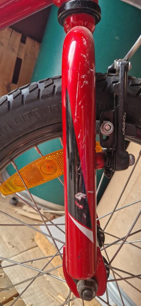 Bicykel specialized a followme, specialized,14