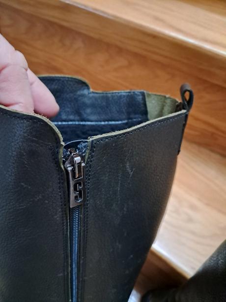 Dámske kožené tmavozelené čižmy simen 38, 38