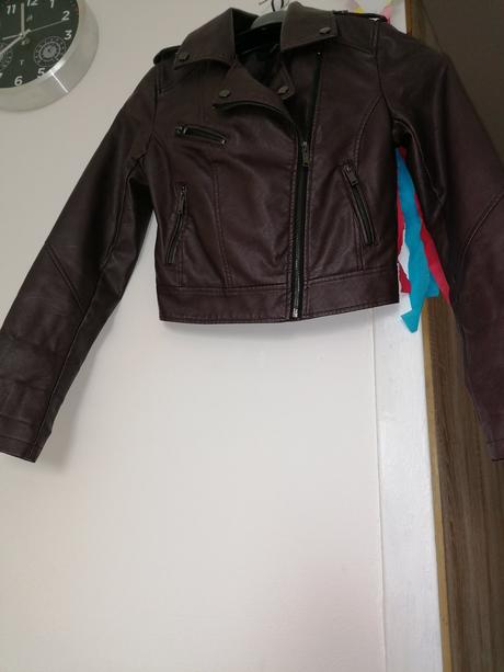 Bundička v koženom vzhľade, reserved,s