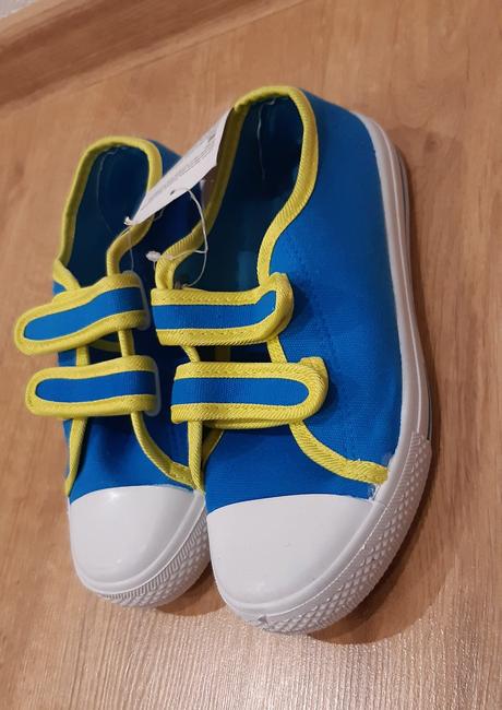 Prezuvky - tenisky, 33