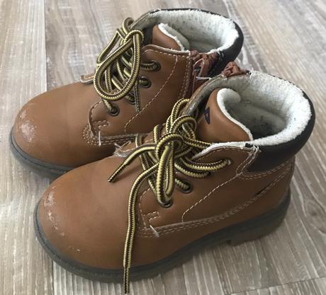 Oteplené topánočky, fila,22