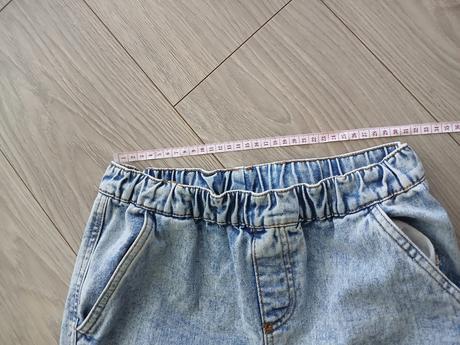 Rifle gate 164, gate,158