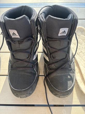 Adidas, adidas,40