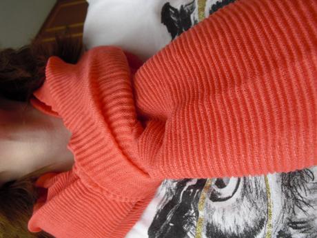 Pulóver so šálom, c&a,m