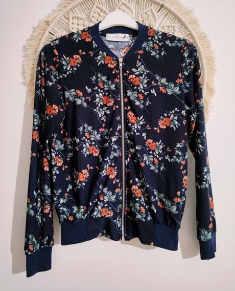 Tenká letná bomberka, s