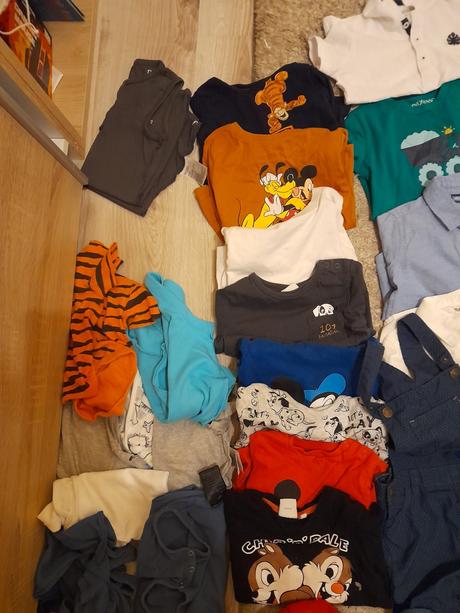 Balík oblečení, 86–98