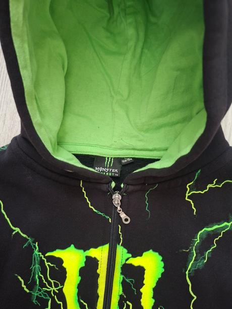 Hrubšia mikina s pestrým nápisom č.158/164, 158