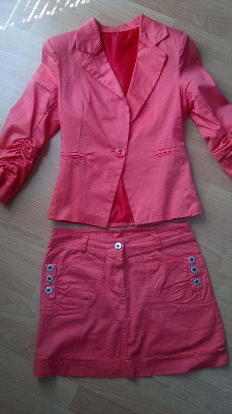 Dámsky kostým, 170