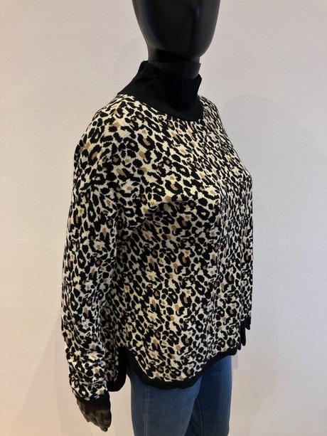 Dámsky rolák s leopardím vzorom (36), s