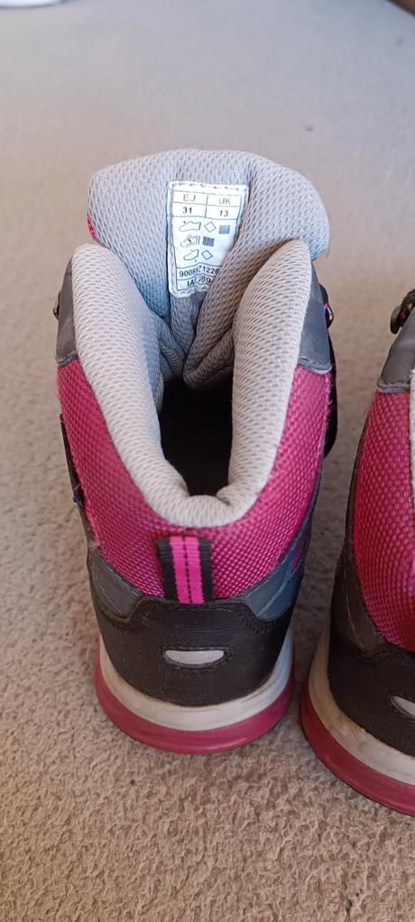 Trekové topánky v. 31, 31