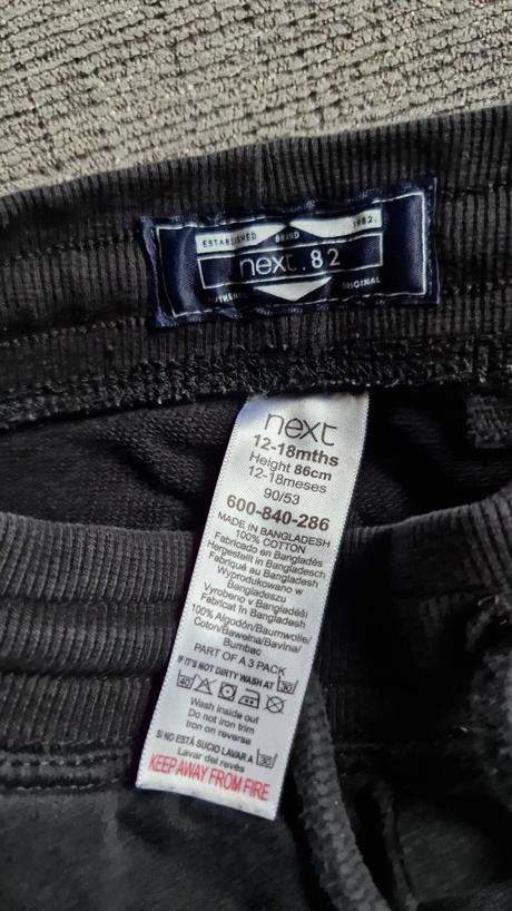 Next čierne kraťasy 86, next,86