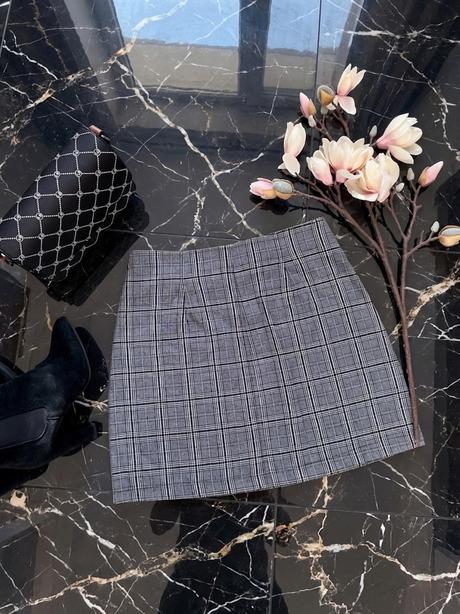 Sukňa káro, stradivarius,m