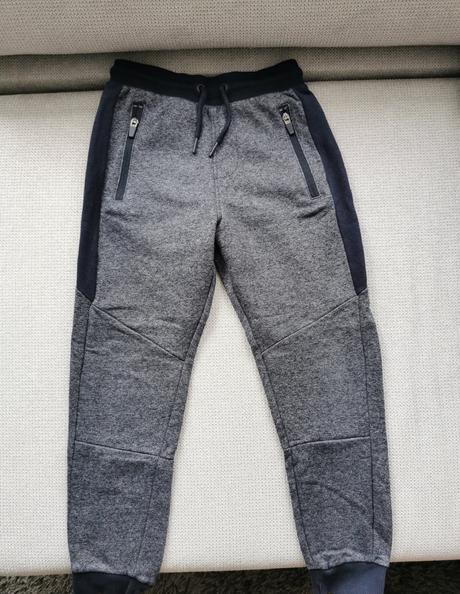 3pack teplaky+darcek, sinsay,134