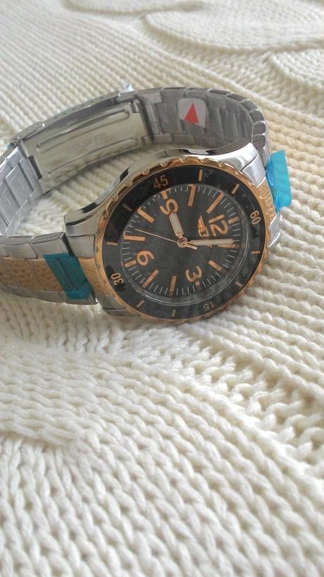 Dámske hodinky invicta rose, 