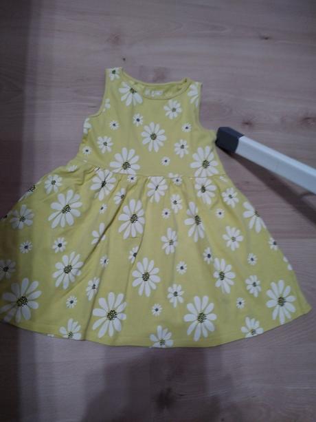 Šaty jemne zlte kvetinkove f&f 116/122, f&f,116