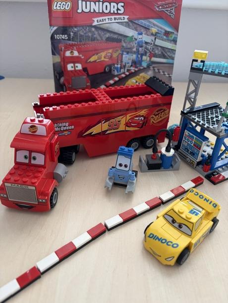 Lego juniors 10745 5-8 r., 