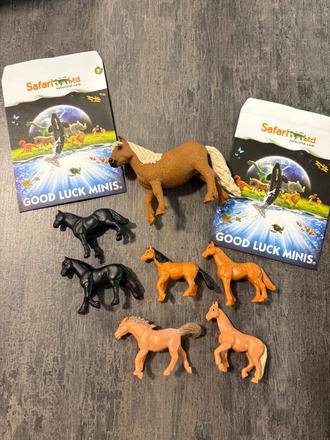 Safari ltd - postavicky koniky,