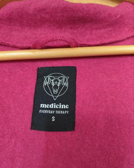 Prechodný vlnený kabátik medicine, s