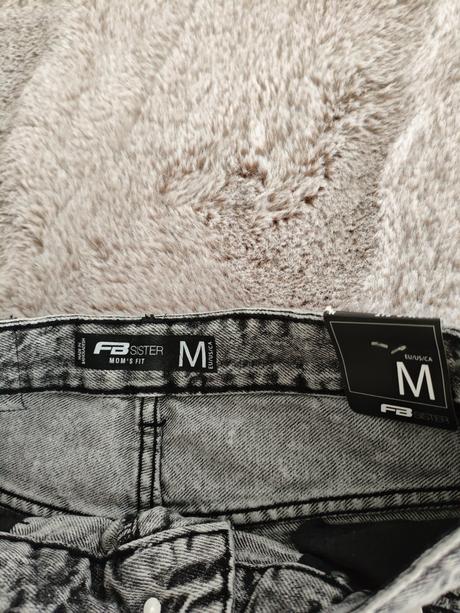 Rifle moom nové ,m veľkosť, fishbone,m