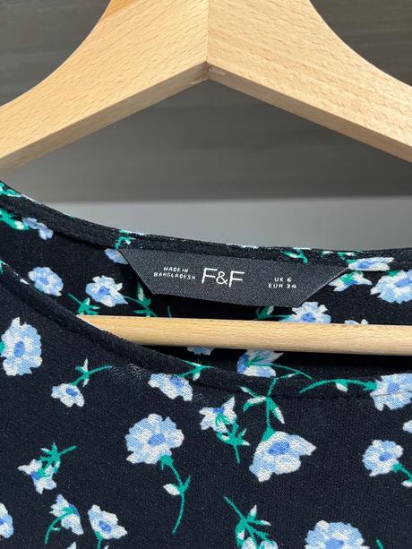 Šaty s kvetinkami, f&f,xs