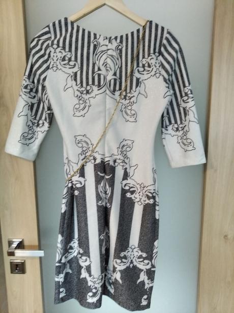 Spolocenske saty, 34