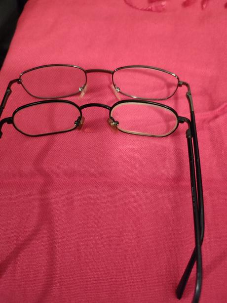 Rámiky na okuliare pre fesakov,