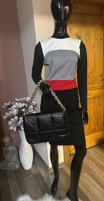 Elegantné šaty s dlhým rukávom zn. magenta, l / m