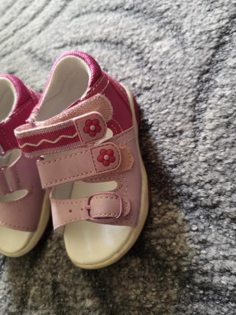 Sandálky, cupcake,20