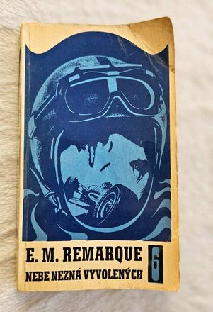 Kniha 'nebe nezná vyvolených' erich maria remarque, 