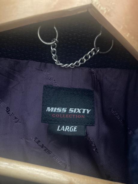 Fialovy kabat do a strih, miss sixty,l