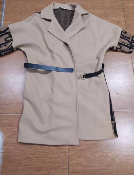 Prechodný kabátik,