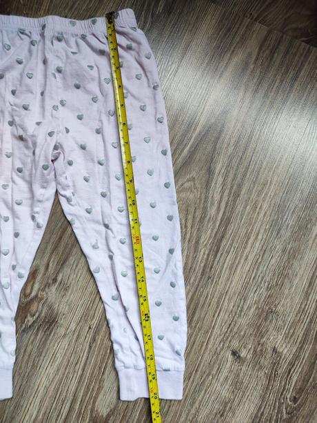 Srdiečkove pyžamo, lindex,104