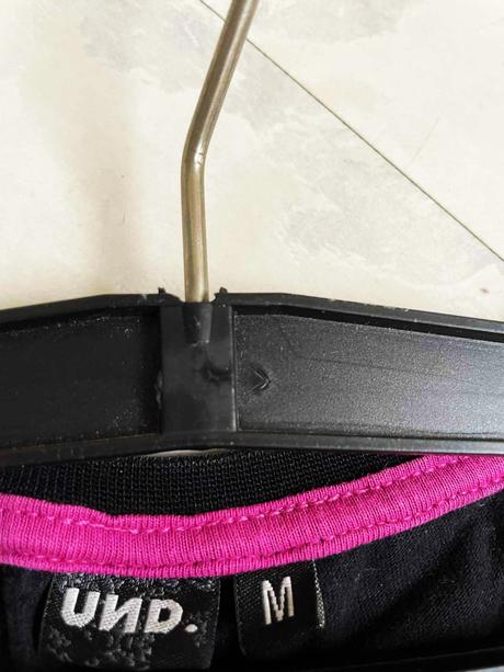 Tričko s aplikáciou tenisiek, m