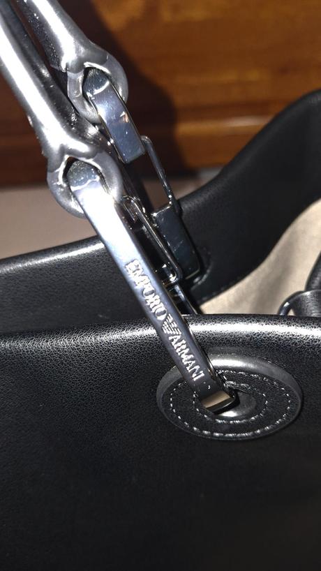 Čierna kabelka emporio armani,